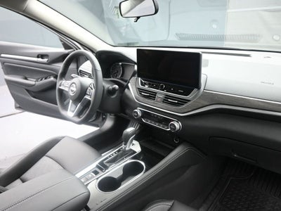 2025 Nissan Altima 2.5 SL