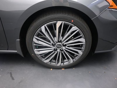 2025 Nissan Altima 2.5 SL