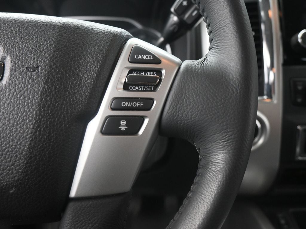 2021 Nissan Titan SV