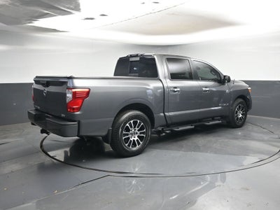 2021 Nissan Titan SV