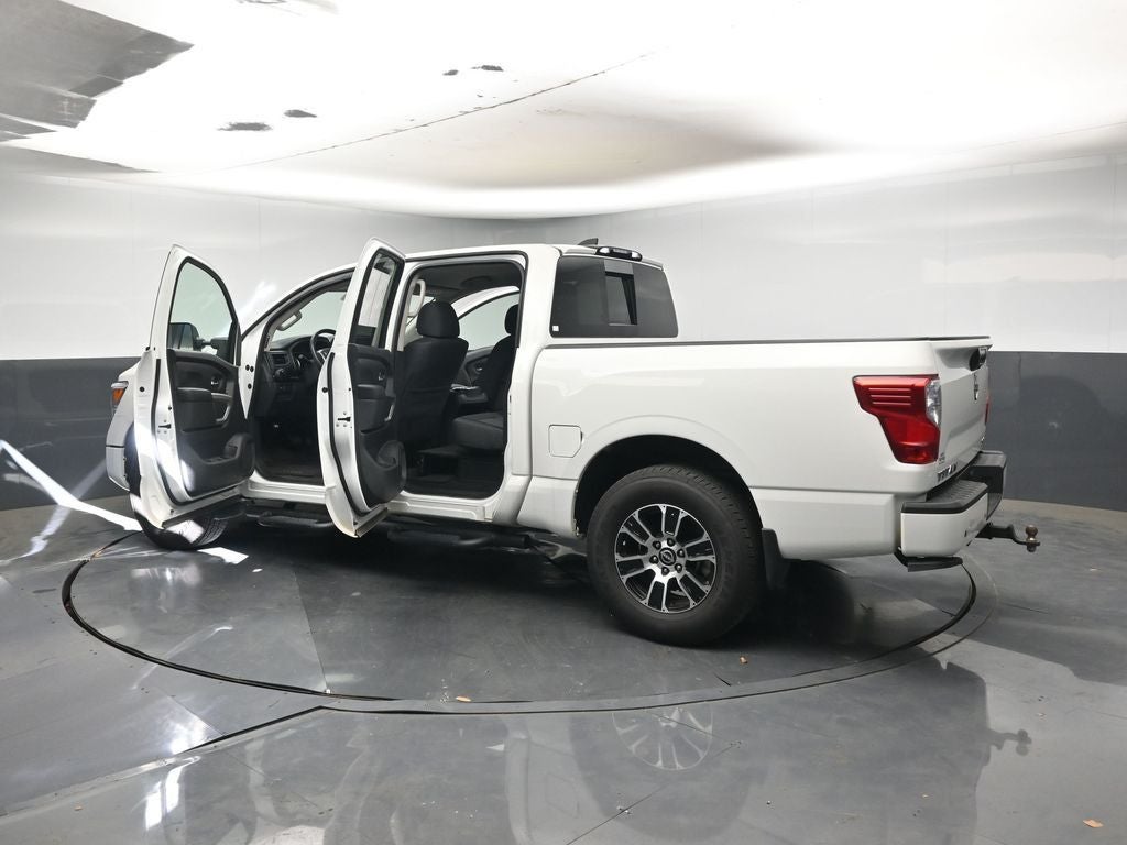 2024 Nissan Titan SV
