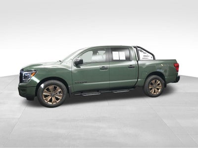2024 Nissan Titan SV