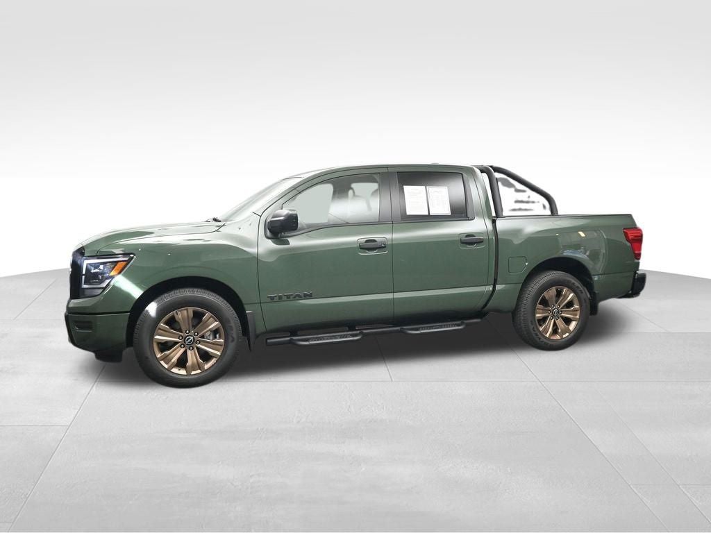 2024 Nissan Titan SV
