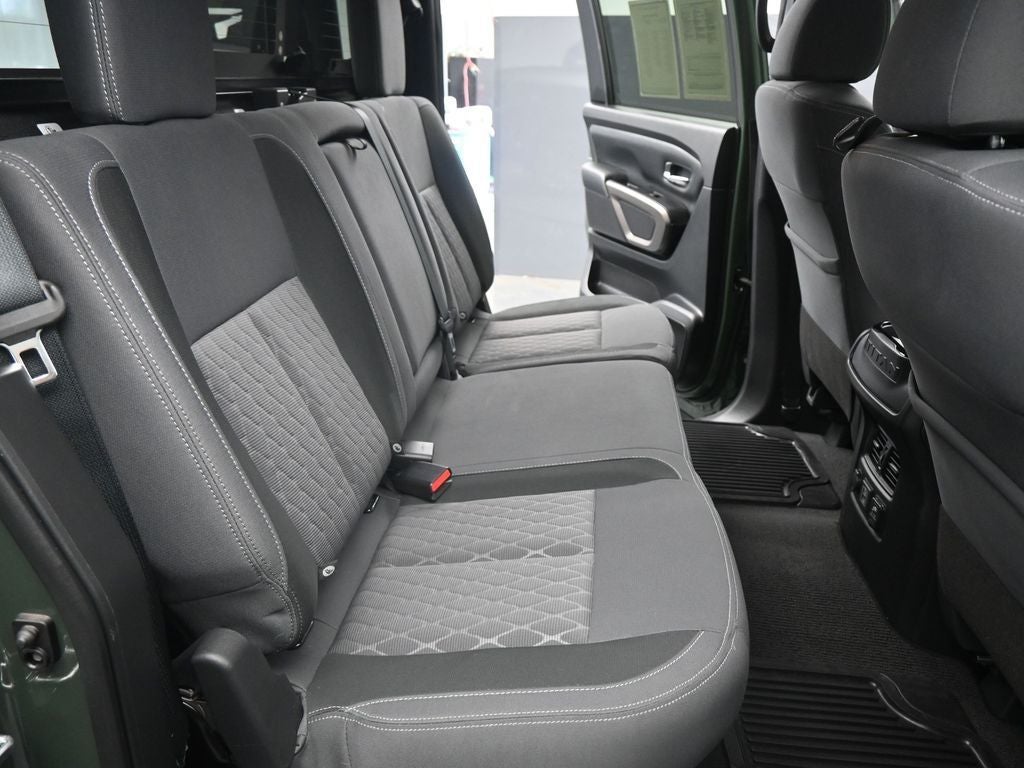 2024 Nissan Titan SV