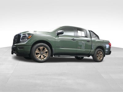 2024 Nissan Titan SV