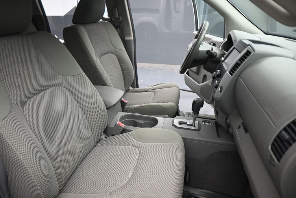 2020 Nissan Frontier SV