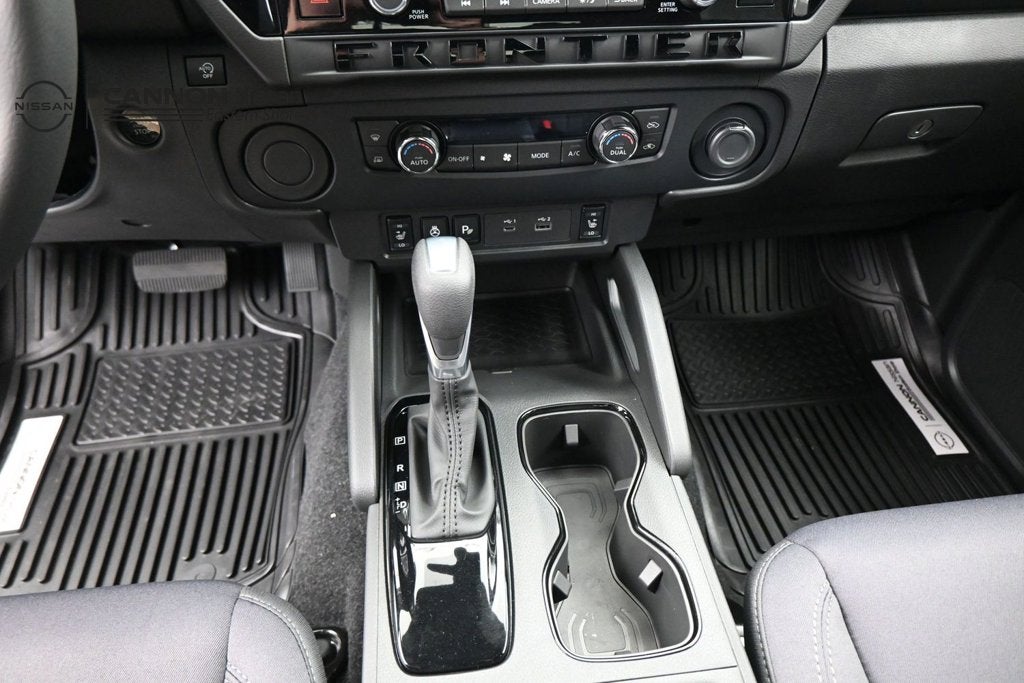 2027 Nissan Frontier SV