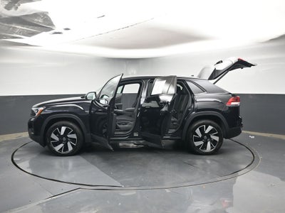 2026 Volkswagen Atlas Cross Sport 2.0T SE w/Technology