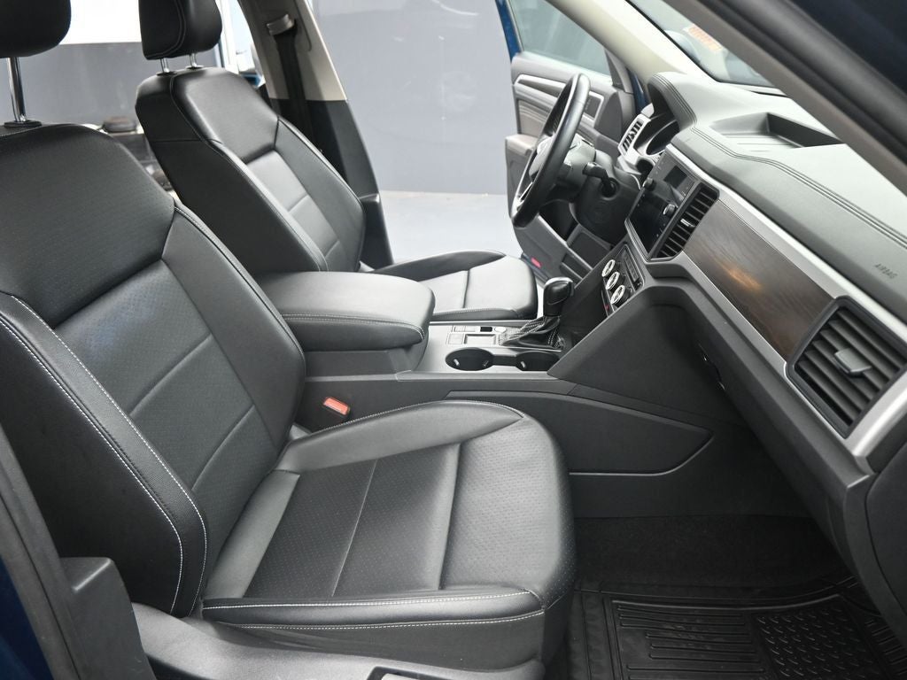 2021 Volkswagen Atlas 3.6L V6 SE w/Technology