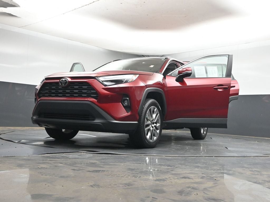 2022 Toyota RAV4 XLE Premium