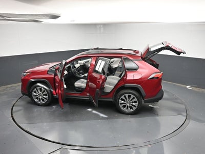 2022 Toyota RAV4 XLE Premium