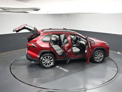 2022 Toyota RAV4 XLE Premium