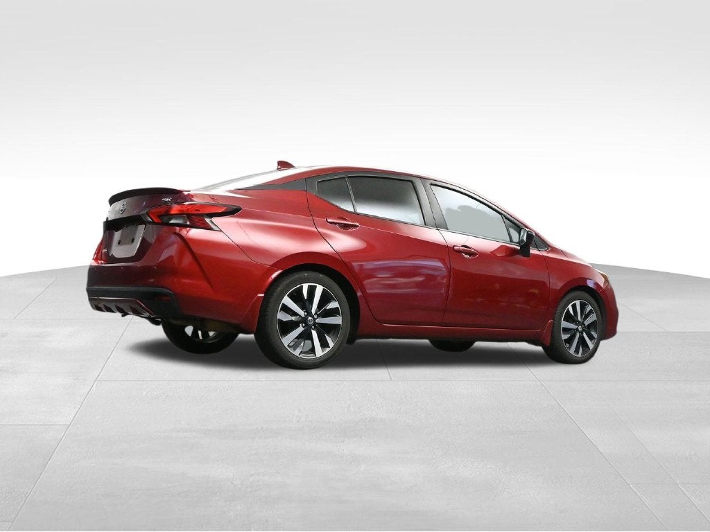 2022 Nissan Versa 1.6 SR