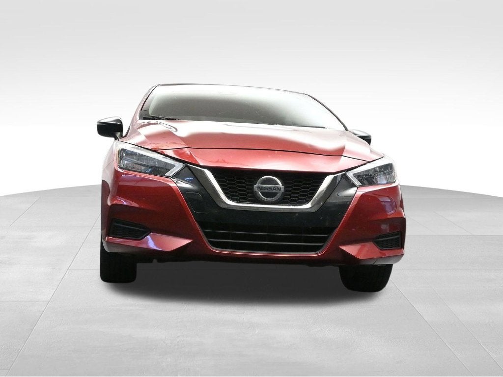2022 Nissan Versa 1.6 SR