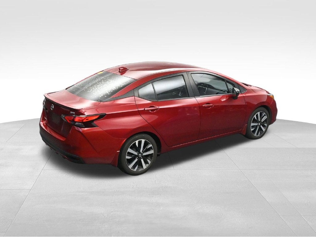 2022 Nissan Versa 1.6 SR