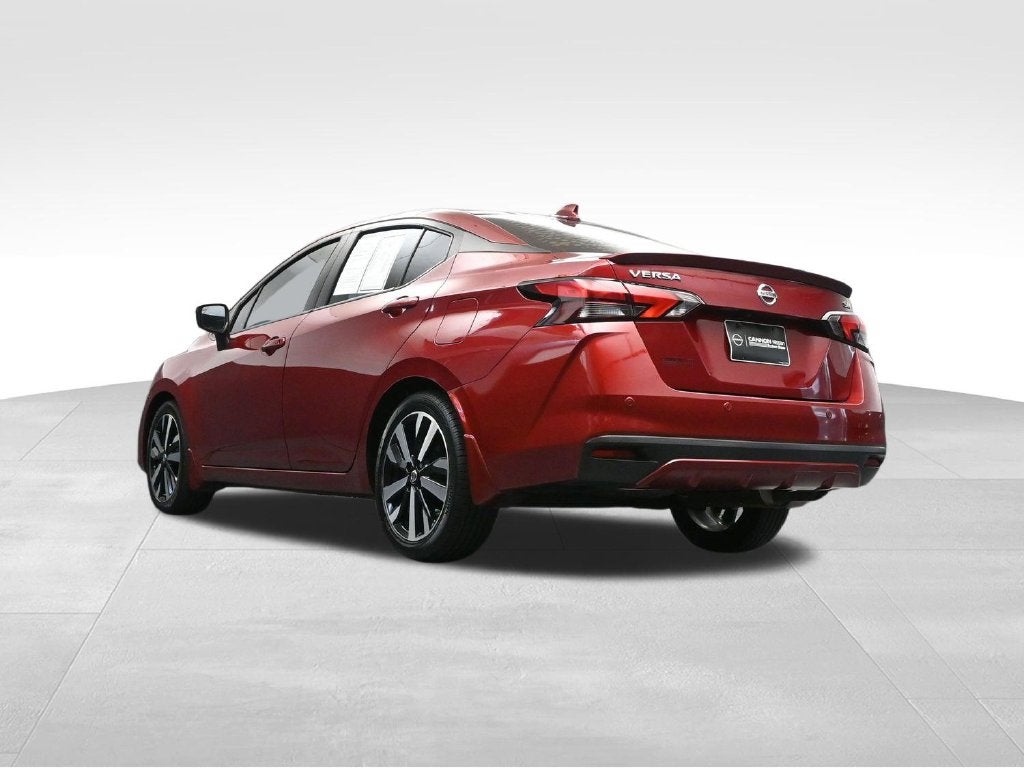 2022 Nissan Versa 1.6 SR