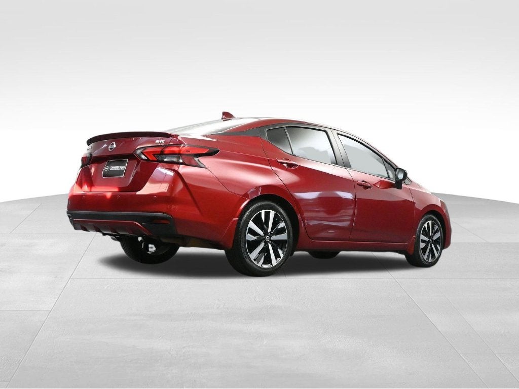 2022 Nissan Versa 1.6 SR