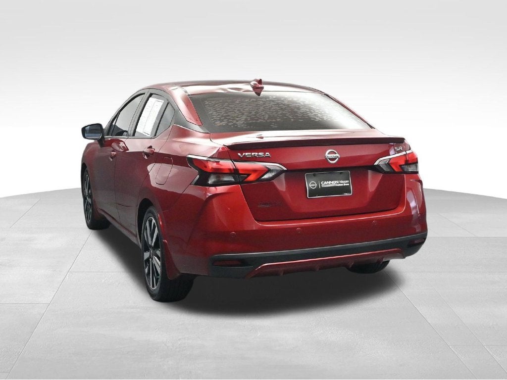 2022 Nissan Versa 1.6 SR