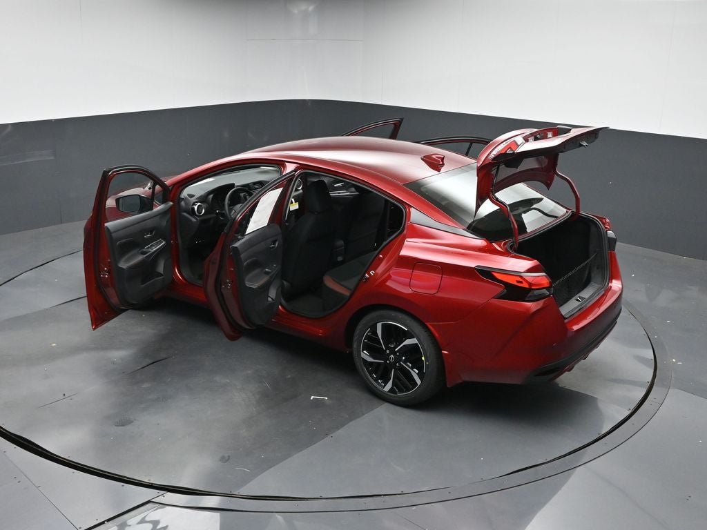 2025 Nissan Versa 1.6 SR