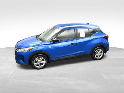 2022 Nissan Kicks S