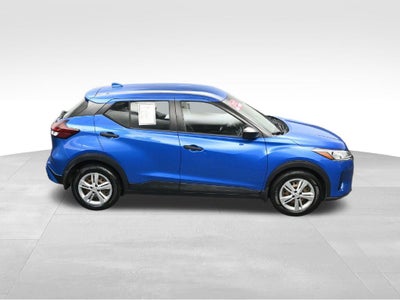2022 Nissan Kicks S