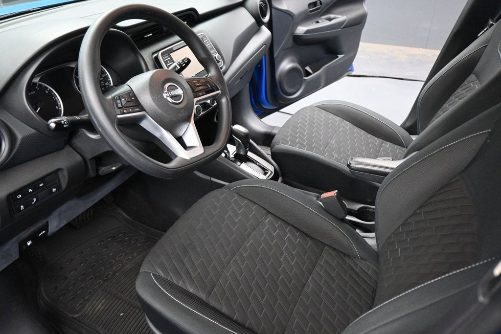 2022 Nissan Kicks S