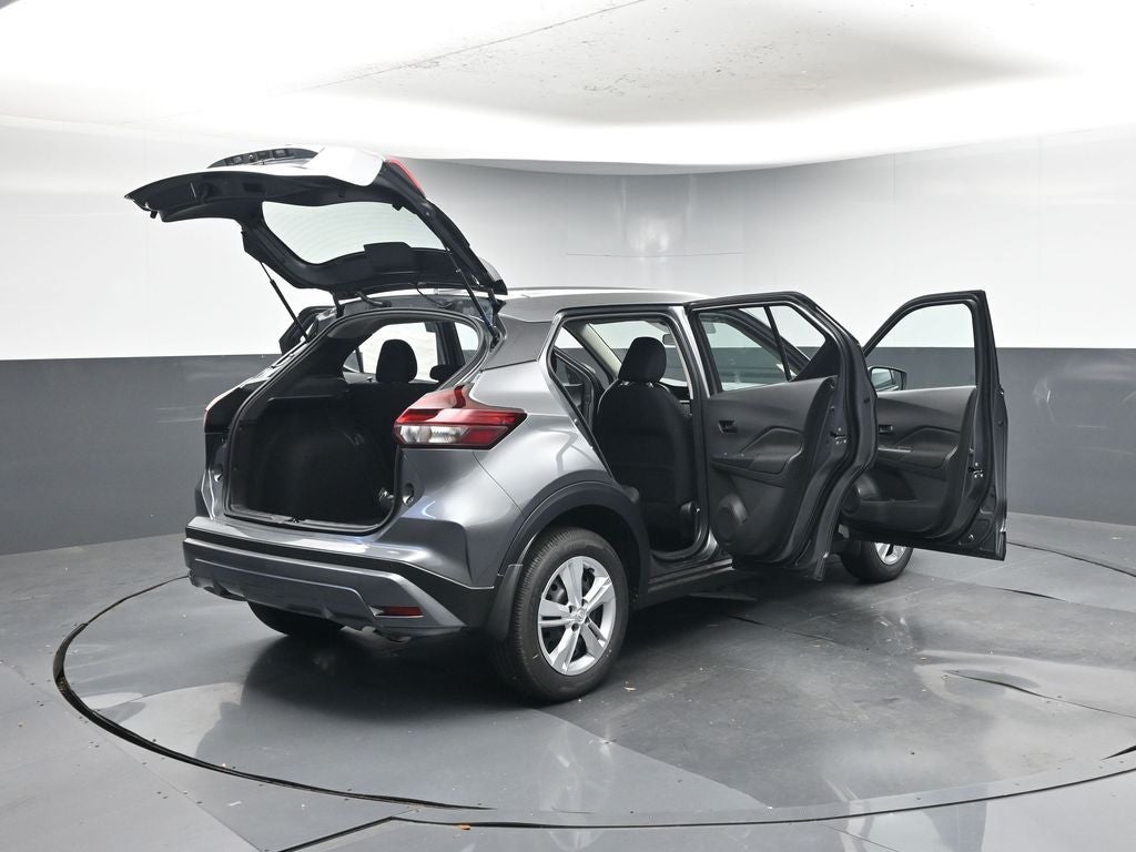 2025 Nissan Kicks Play S