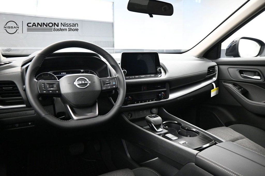 2027 Nissan Rogue SV