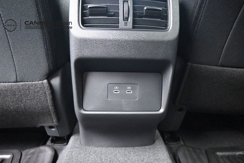 2027 Nissan Rogue SV