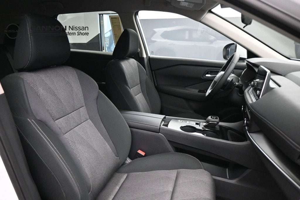 2027 Nissan Rogue SV