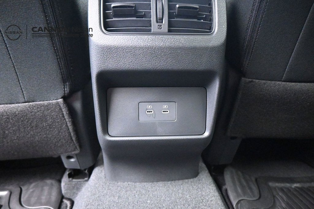 2027 Nissan Rogue SV