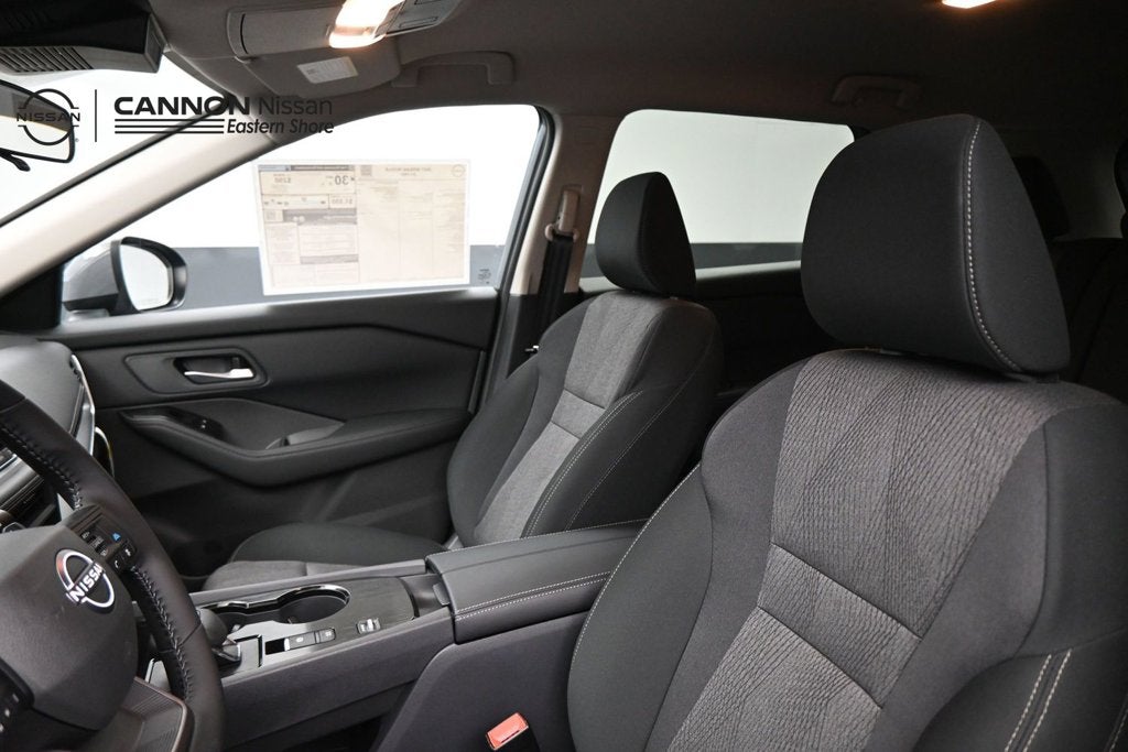 2027 Nissan Rogue SV