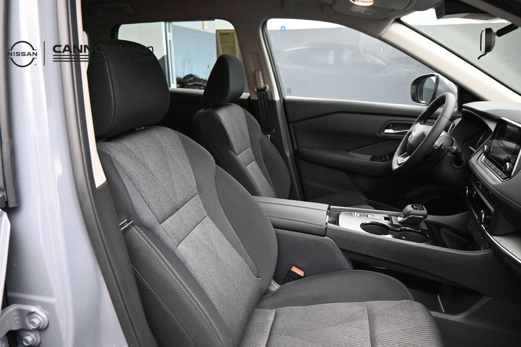 2027 Nissan Rogue SV