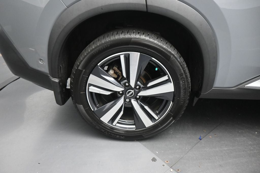 2022 Nissan Rogue SL