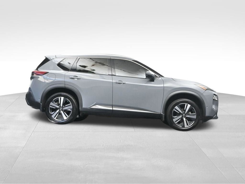 2022 Nissan Rogue SL