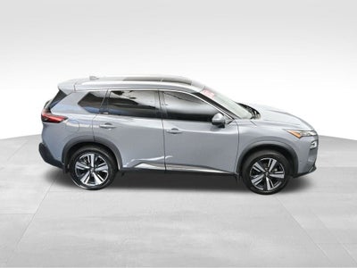 2022 Nissan Rogue SL
