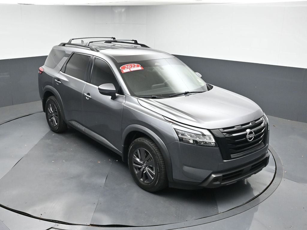 2022 Nissan Pathfinder SV