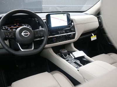 2025 Nissan Pathfinder SL