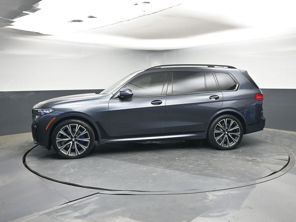 2022 BMW X7 M50i