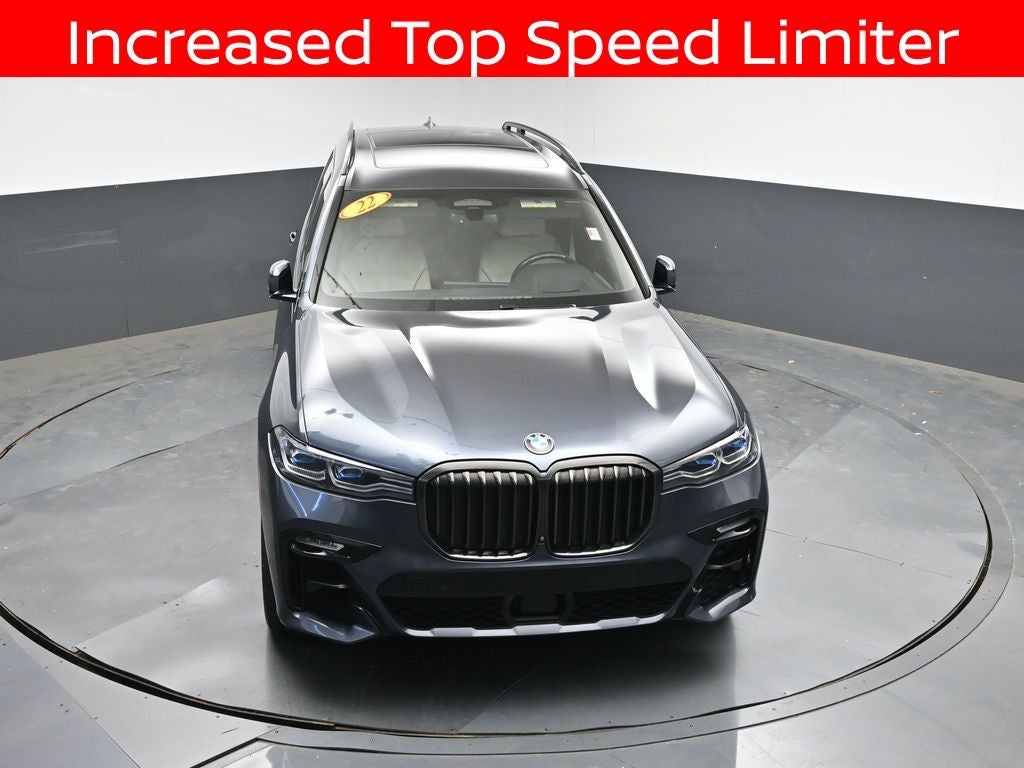 2022 BMW X7 M50i