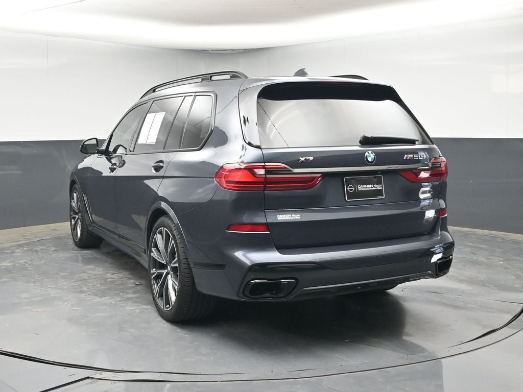 2022 BMW X7 M50i