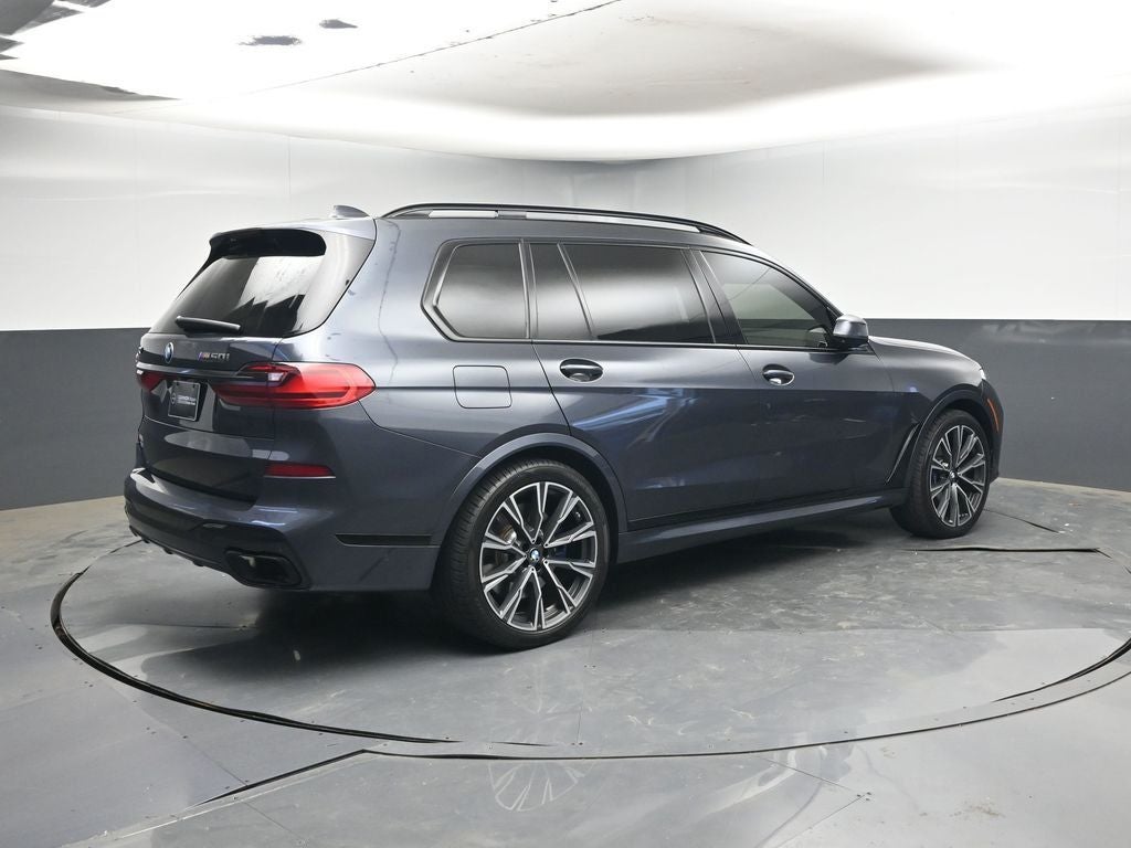 2022 BMW X7 M50i