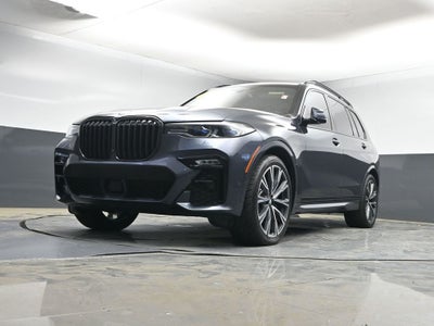 2022 BMW X7 M50i
