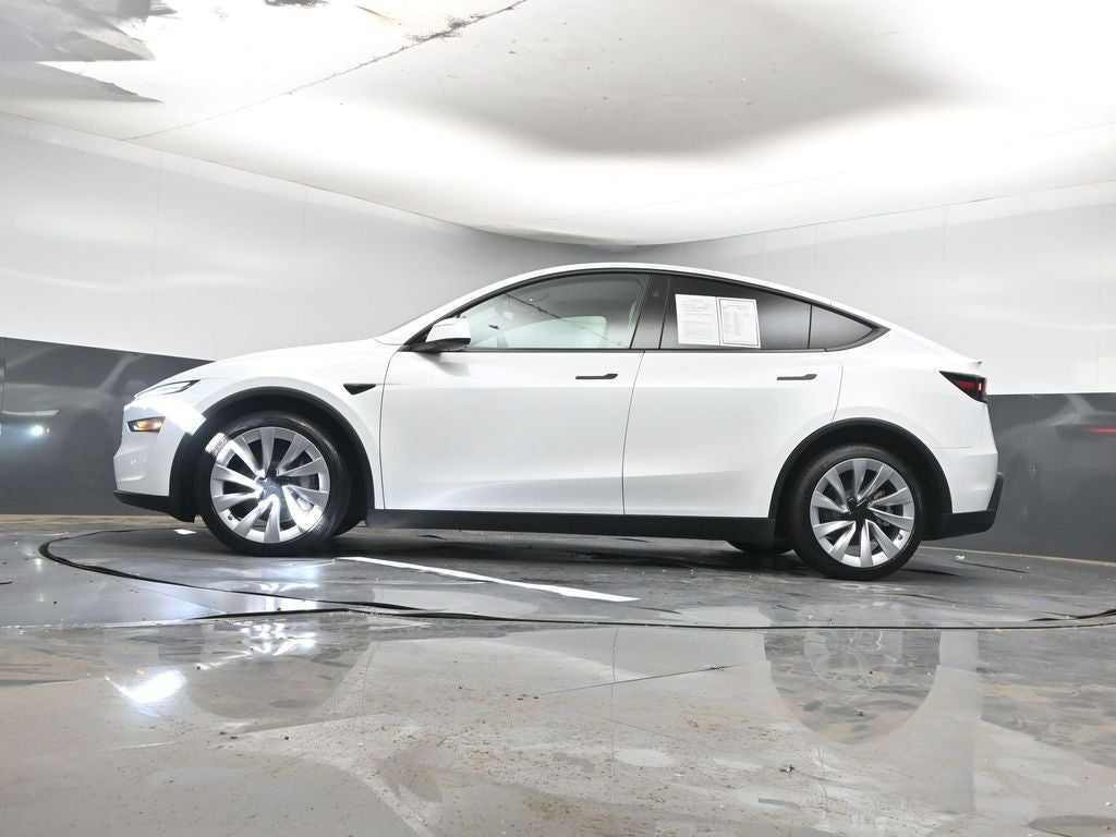 2026 Tesla Model Y Premium