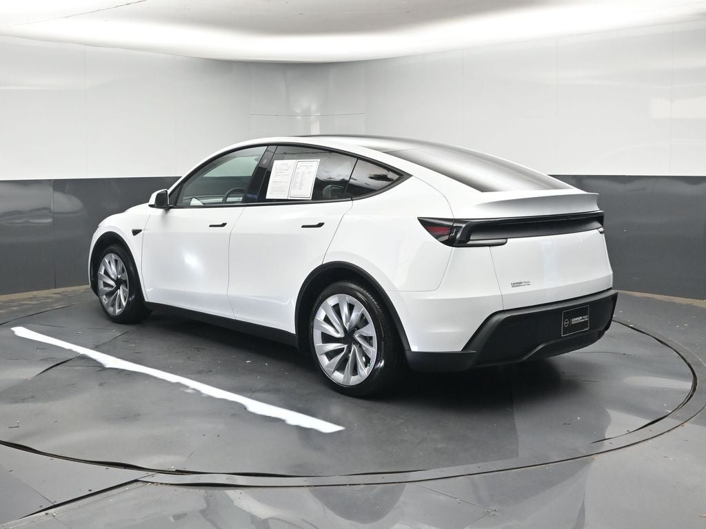 2026 Tesla Model Y Premium