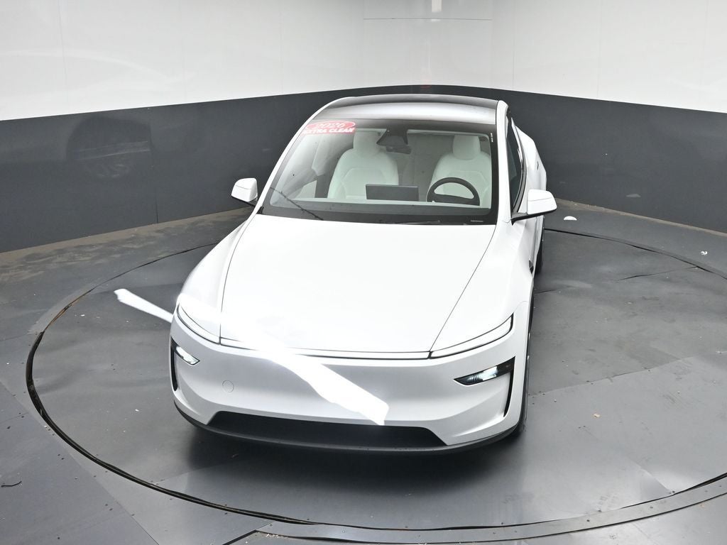 2026 Tesla Model Y Premium