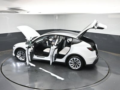 2026 Tesla Model Y Premium