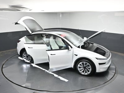 2026 Tesla Model Y Premium