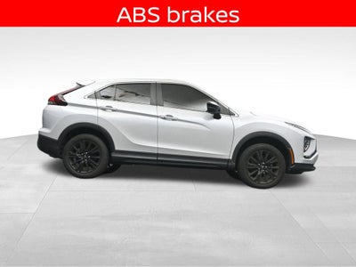 2024 Mitsubishi Eclipse Cross LE