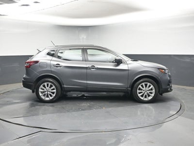 2022 Nissan Rogue Sport SV